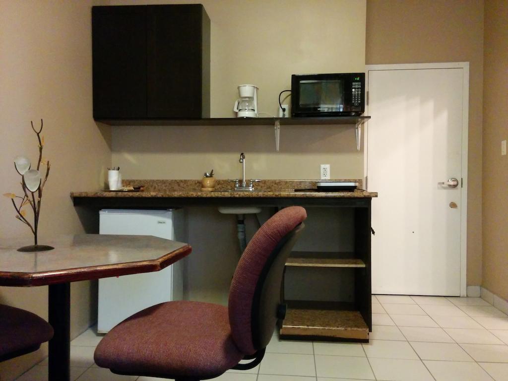 Bonnyville Hotel Bilik gambar
