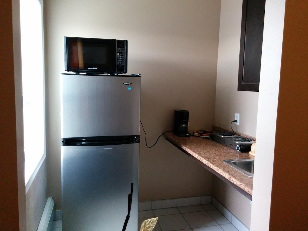 Bonnyville Hotel Luaran gambar