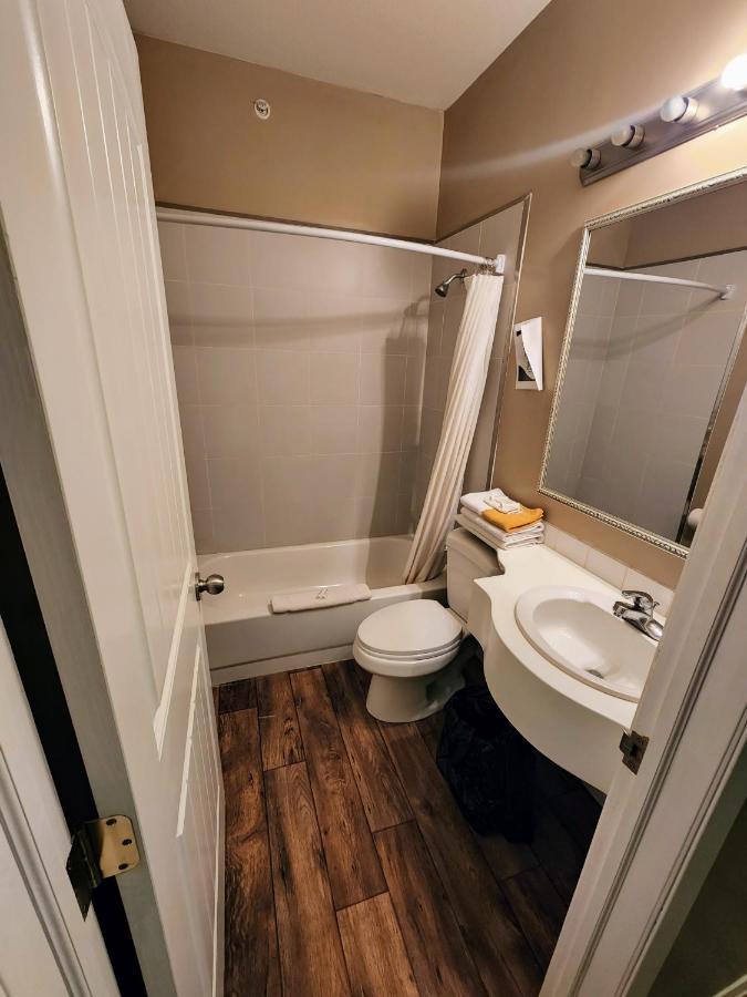 Bonnyville Hotel Luaran gambar