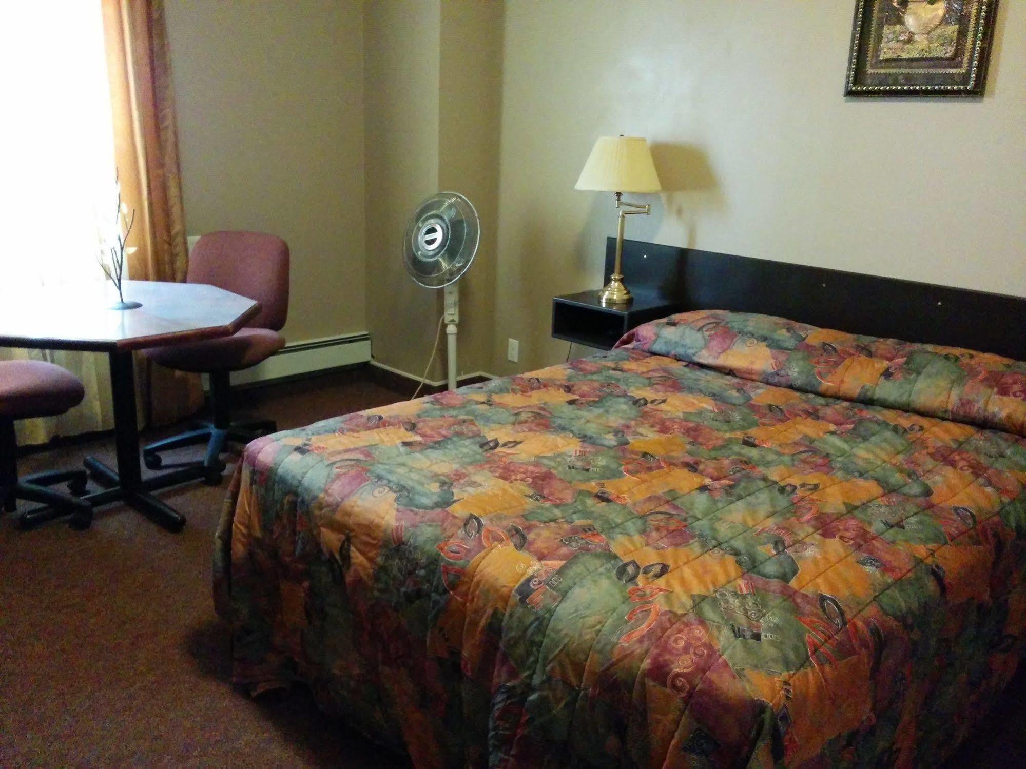 Bonnyville Hotel Luaran gambar